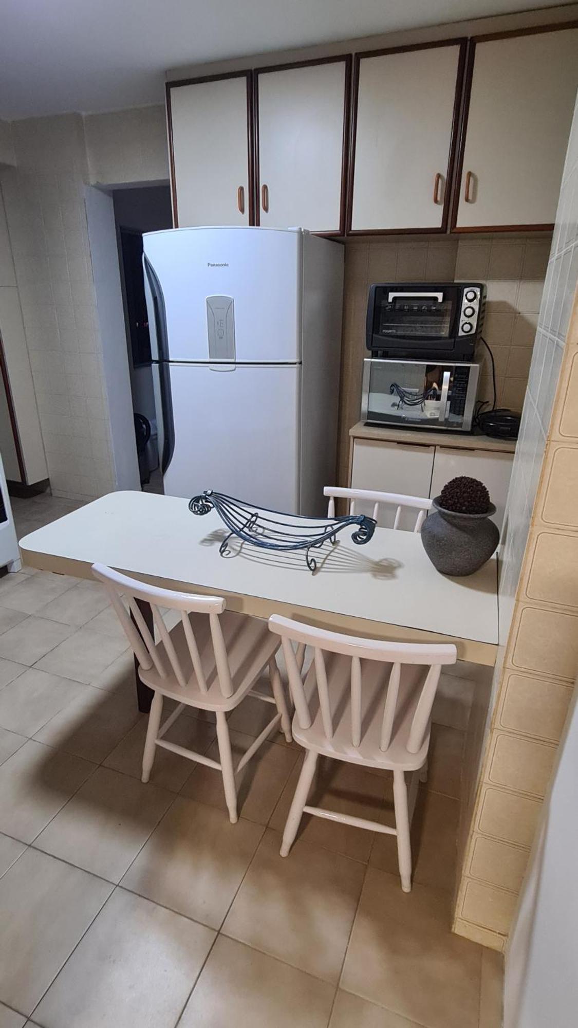 Apartamento Av Brasil 100m Do Shopping E Garagem Privativa *